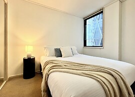 Readyset Apartments at The Summit