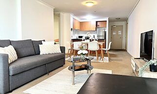 Readyset Apartments at The Summit