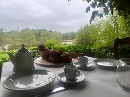 La Chaumiere De L'Eau Sauvage