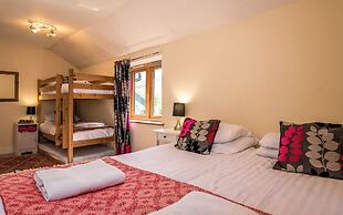 Gulabin Lodge and House