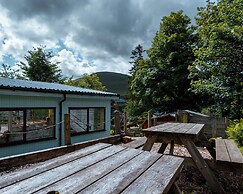 Gulabin Lodge and House