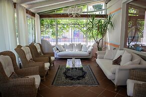 Hotel Milano Pool & Garden