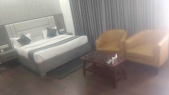 Hotel the Royal Jewel