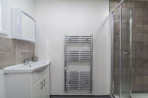 The Cricklewood Apartment