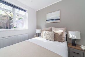 The Cricklewood Apartment