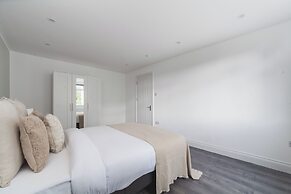 The Cricklewood Apartment