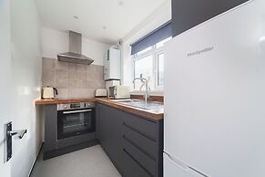 The Cricklewood Apartment