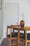 The Cricklewood Apartment