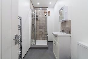 The Cricklewood Apartment