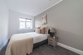 The Cricklewood Apartment