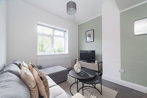 The Cricklewood Apartment