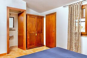 Village with pool in Montalto Marina