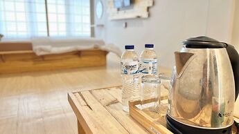 The Kanzi Hotel & Village