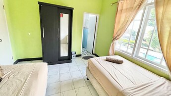 The Kanzi Hotel & Village