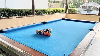 The Kanzi Hotel & Village