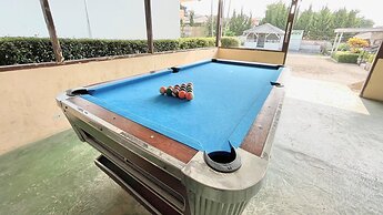 The Kanzi Hotel & Village