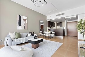 Sillkhaus Yasmine Tower