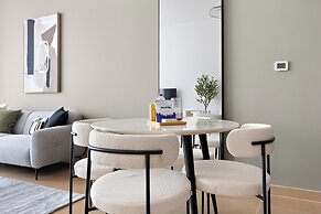 Sillkhaus Yasmine Tower