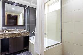 Sillkhaus Yasmine Tower