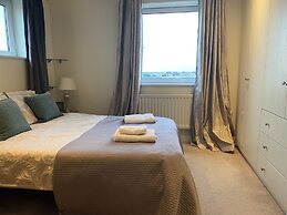 Cosy 2 Bedroom Royal Docks Apartment