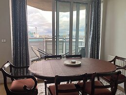 Cosy 2 Bedroom Royal Docks Apartment