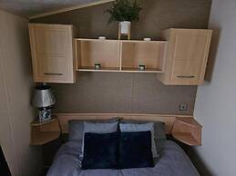 Lovely 3 bed With Balcony and Ramp