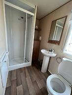 Robinhood 3 Bed Standard Caravan