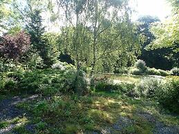 Tranquil Lodge Retreat in Penegoes