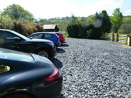 Tranquil Lodge Retreat in Penegoes