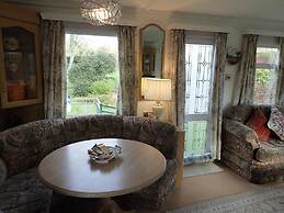 Millpond Chalet Retreat in Machynlleth