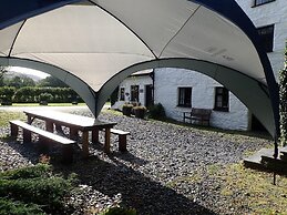 Welsh Countryside Retreat - Felin Crewi Cottages