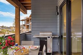 The Aerie Suites by AvantStay – Modern Comfort with Mountain Views