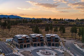 The Aerie Suites by AvantStay – Modern Comfort with Mountain Views