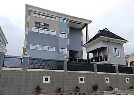 Twin Villa Hotel