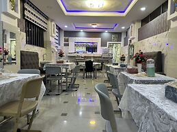 Twin Villa Hotel