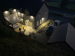 Cloud Nine With Private Hottub - The Last Resort