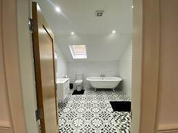 Cloud Nine With Private Hottub - The Last Resort