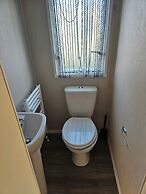 Luxury Chichester Caravan Seaside Retreat