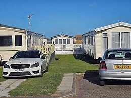 Luxury Chichester Caravan Seaside Retreat