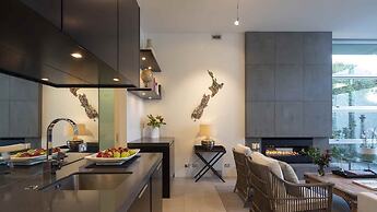 Supreme Lakefront Luxury Villa