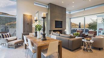 Supreme Lakefront Luxury Villa