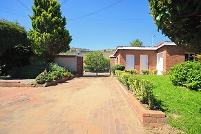 The Advocate Suites Manor