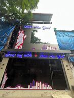 Hotel Newyork by Stayzy Rooms