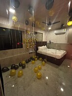 Hotel Newyork by Stayzy Rooms