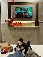 Hotel Newyork by Stayzy Rooms