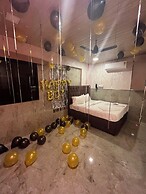 Hotel Newyork by Stayzy Rooms