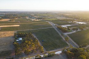 Furche Barossa Vineyard & Fireplace