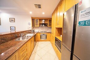 Cozy Home with fireplace 5mins to beach