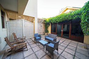 Cozy Home with fireplace 5mins to beach