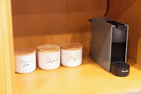 Cozy Home with fireplace 5mins to beach